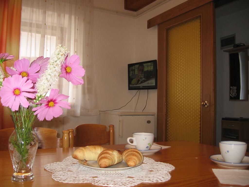 Country House Fon Kobarid Szoba fotó